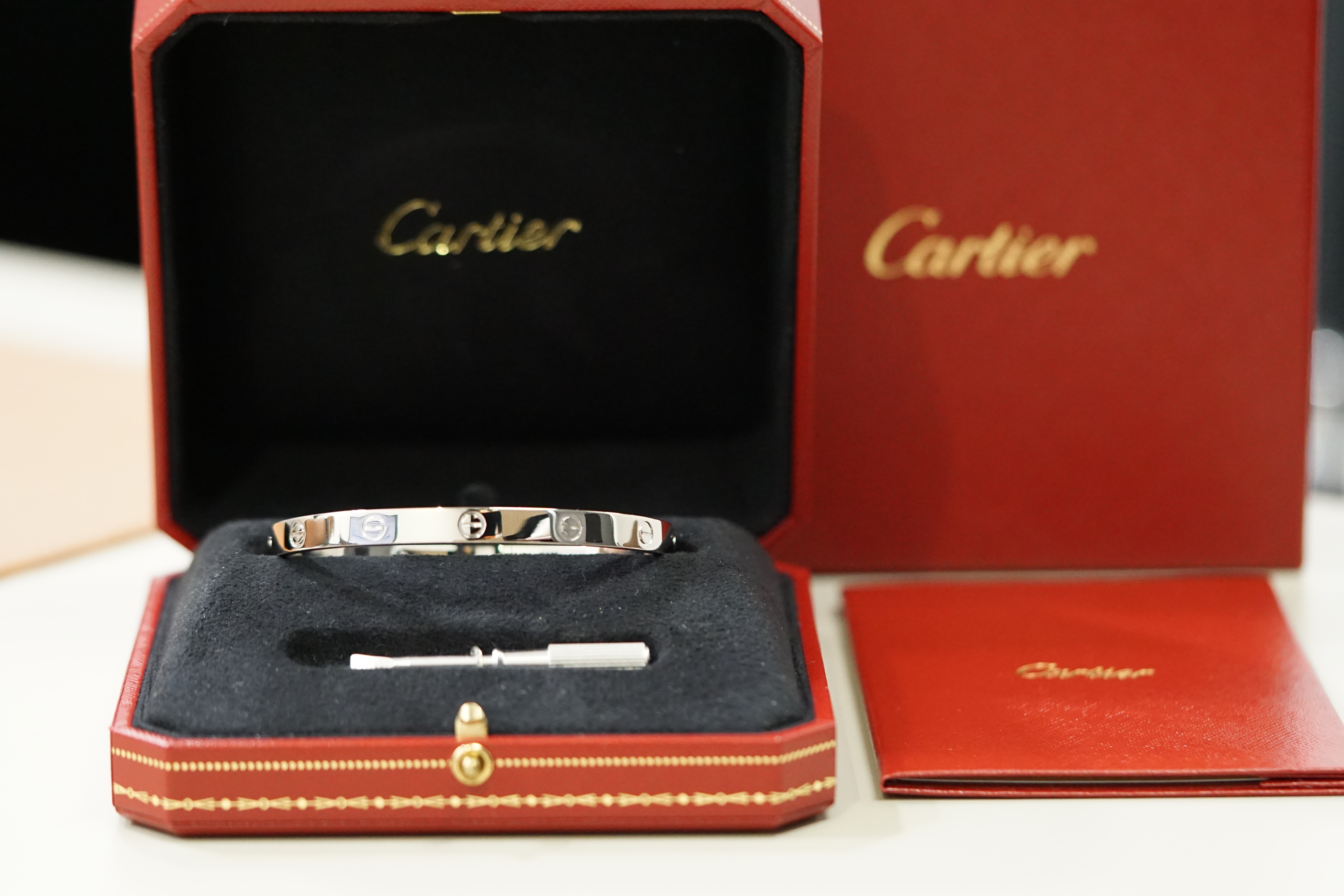 Cartier 18k White Gold Classic Plain Love Bracelet Size 20 B6035420 Box and Papers 