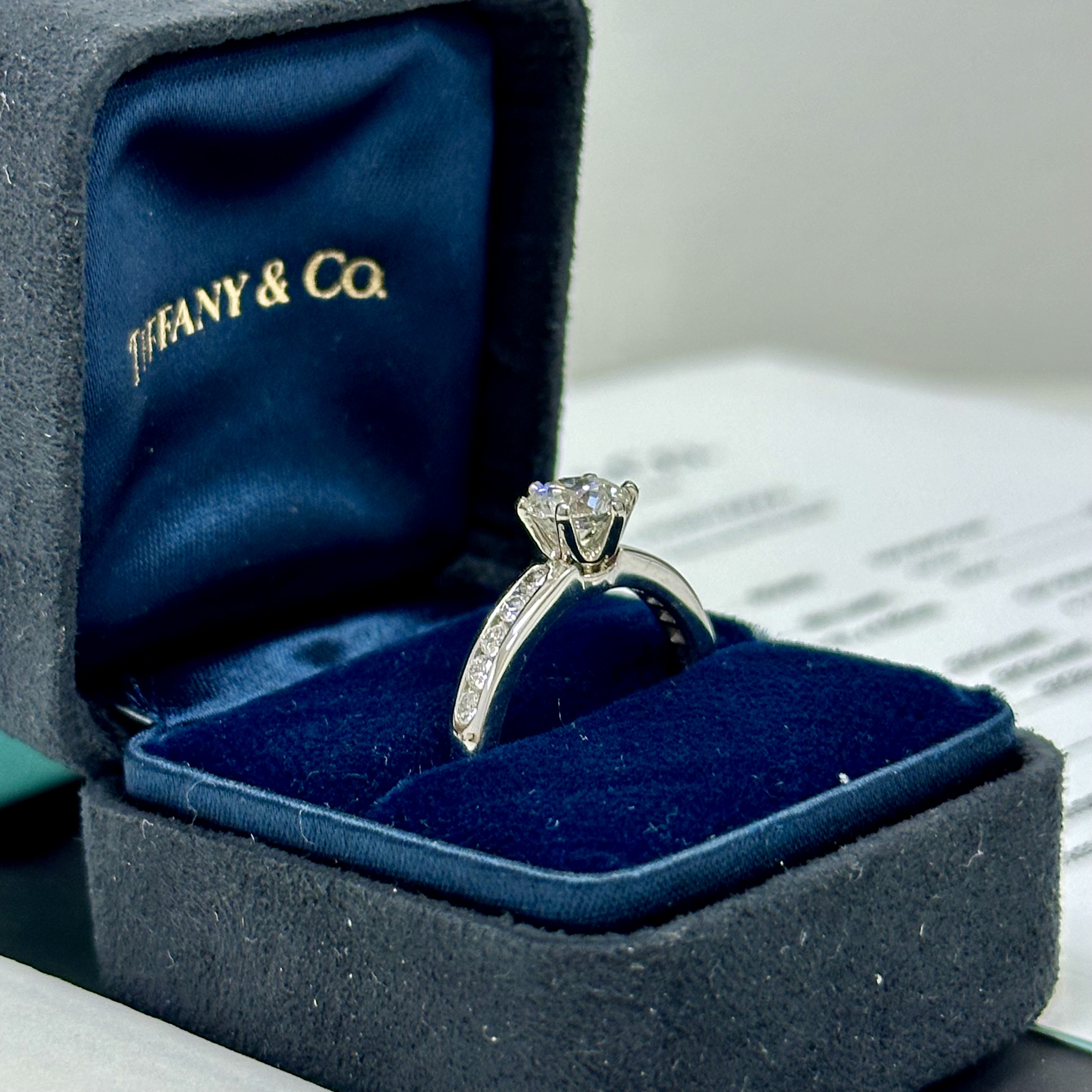 Tiffany & Co 1.07ct H/VS1 XXX Platinum Solitaire Diamond Engagement Ring 